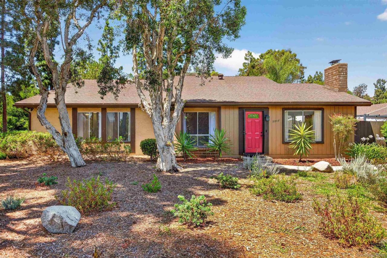 Residential property exterior in Spring Valley, San Diego County